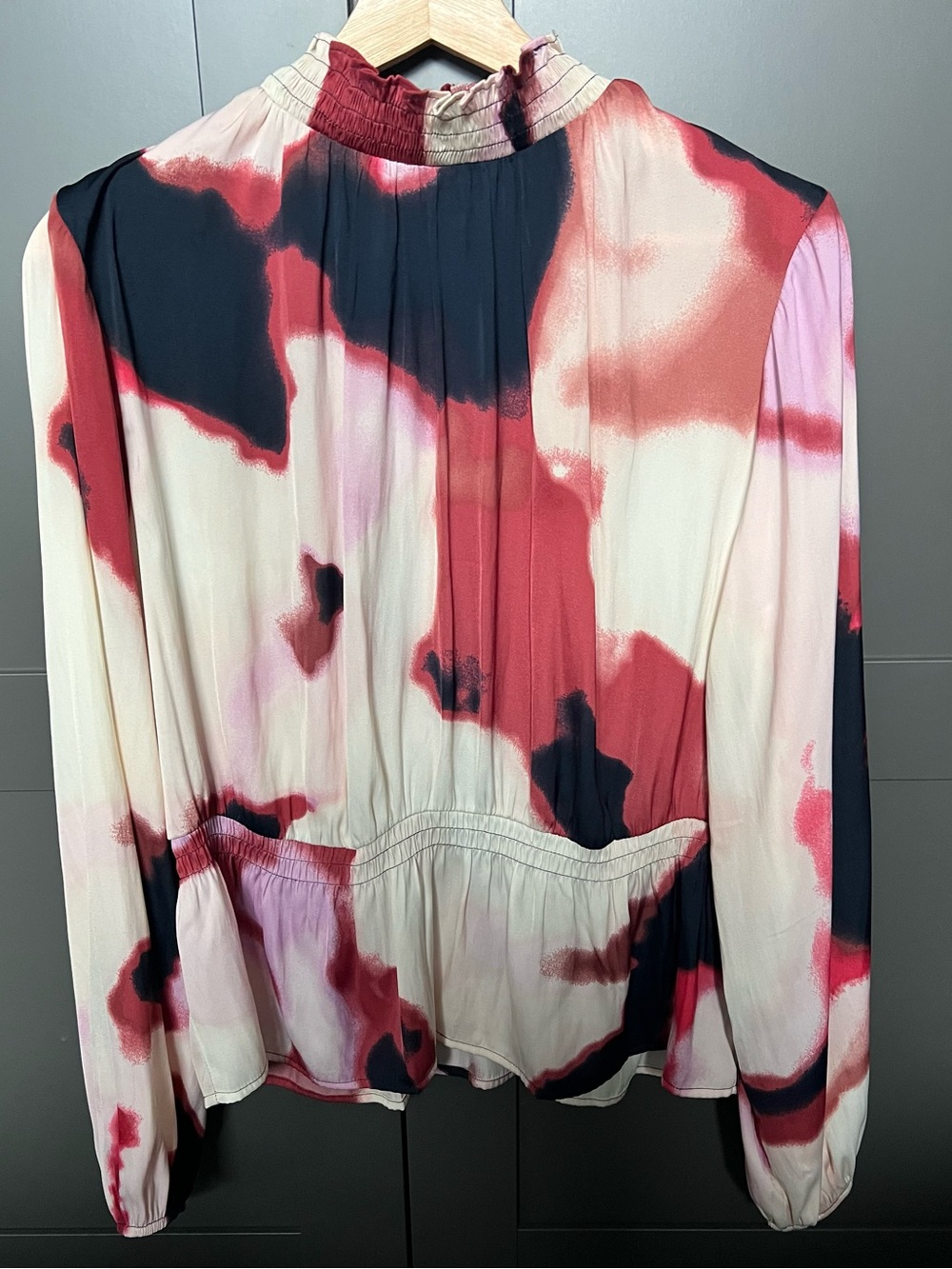 NWOT Nine West Women’s  Abstract Print Blouse - Red, Black & Cream- Sz Large